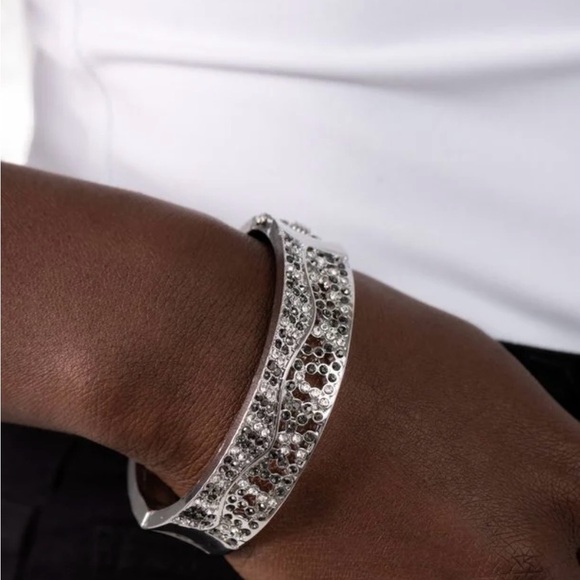 Wavy Whimsy - Silver Bracelet - Picture 1 of 2